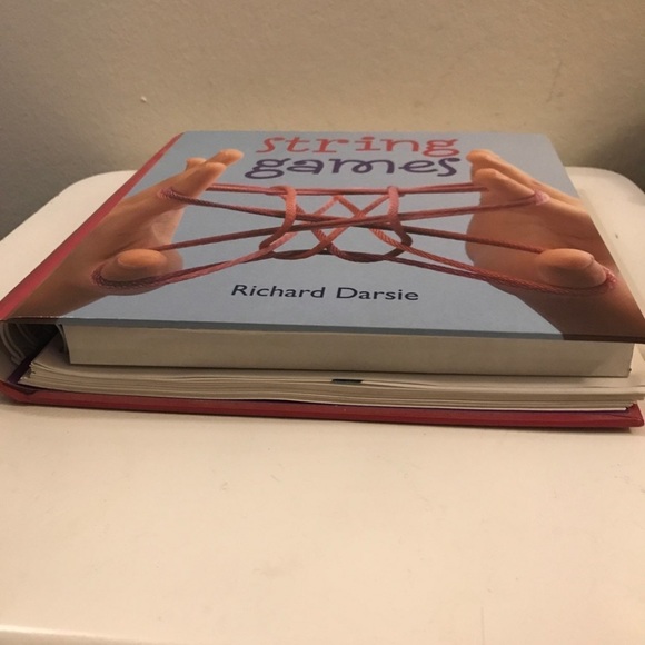 String Games Book - Picture 5 of 6